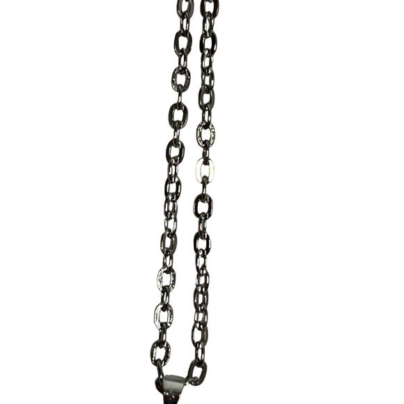 MOTHER MARY Oval Pendant Necklace Silver Tone Religious Faith Medal Gift Boxed - Picture 6 of 11